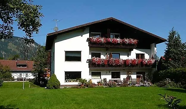 페리엔보눙엔 카트라인 *